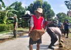 Semangat Kakek Cipto di Usia 74 Tahun, Inspirasi Gotong Royong TMMD Sragen